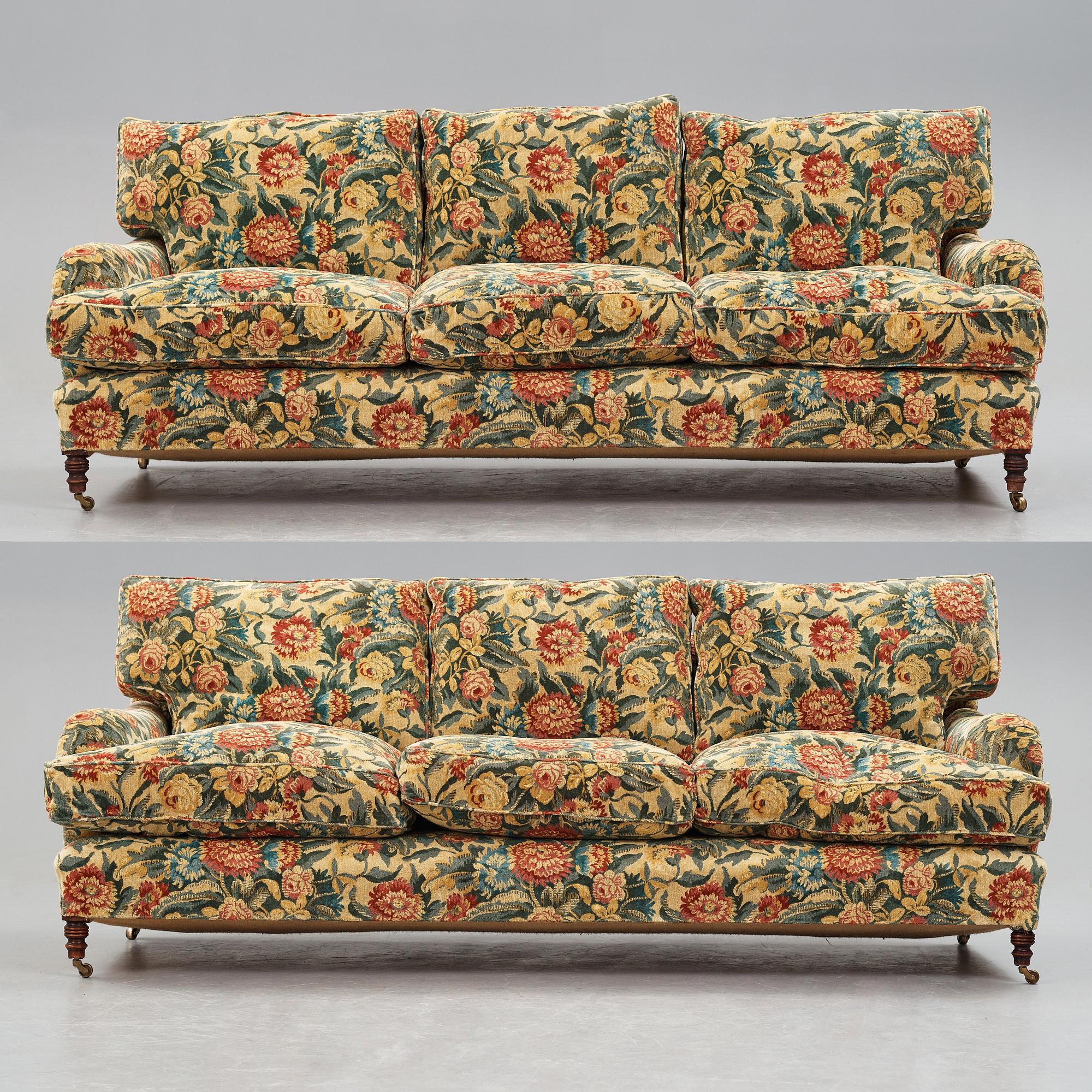 A pair of sofas, late 20th century.