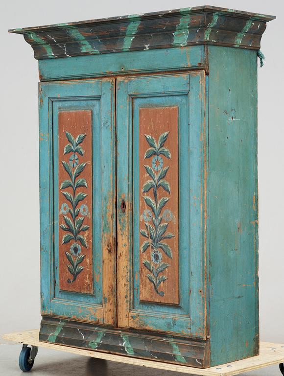 HÄNGSKÅP, allmoge, Hälsingland, 1800-talets första hälft.