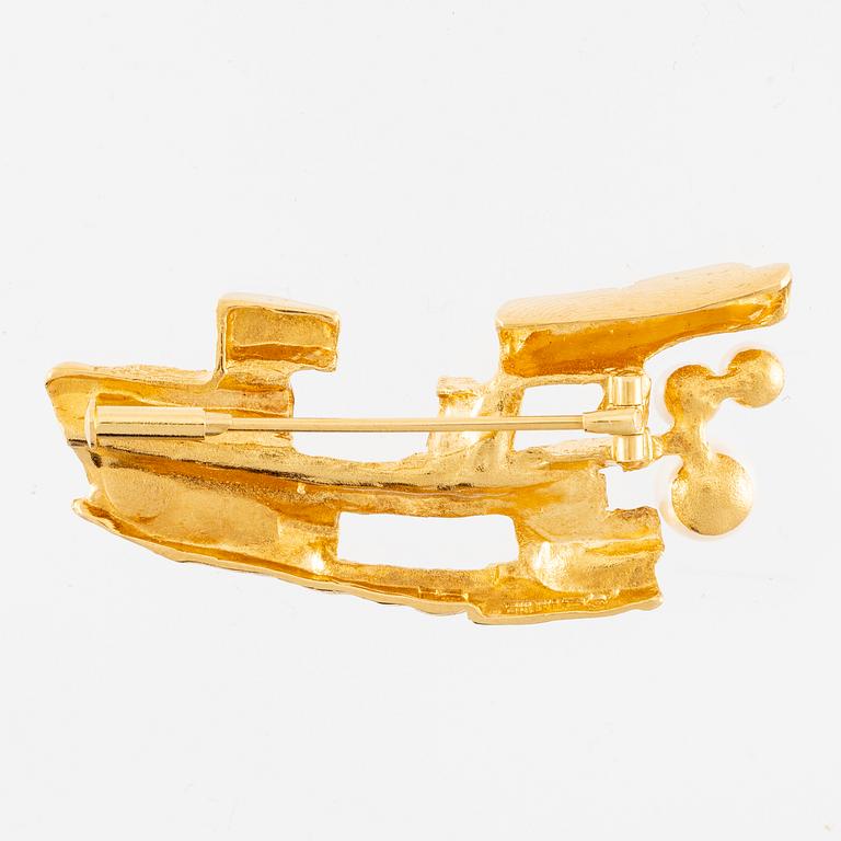 Björn Weckström, a brooch, "Bow of Argo'", 18K gold with pearls, Lapponia.