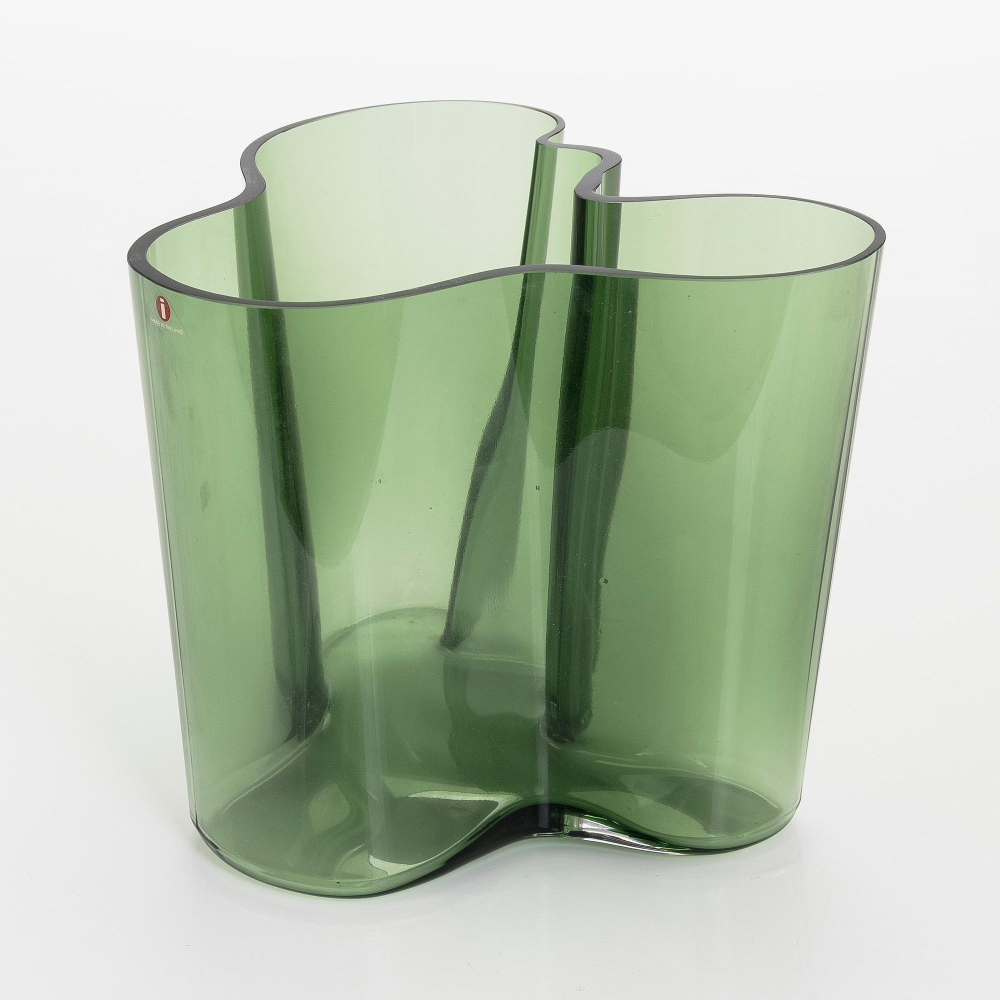 Alvar Aalto, a 'Savoy' 50-year jubilee vase, 3030, signed A. Aalto 1936-1986 Iittala 4180/8000.