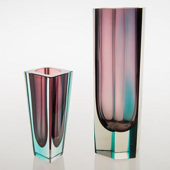 KAJ FRANCK, Two glass vases, signed. Nuutajärvi, Finland 1950/60s.