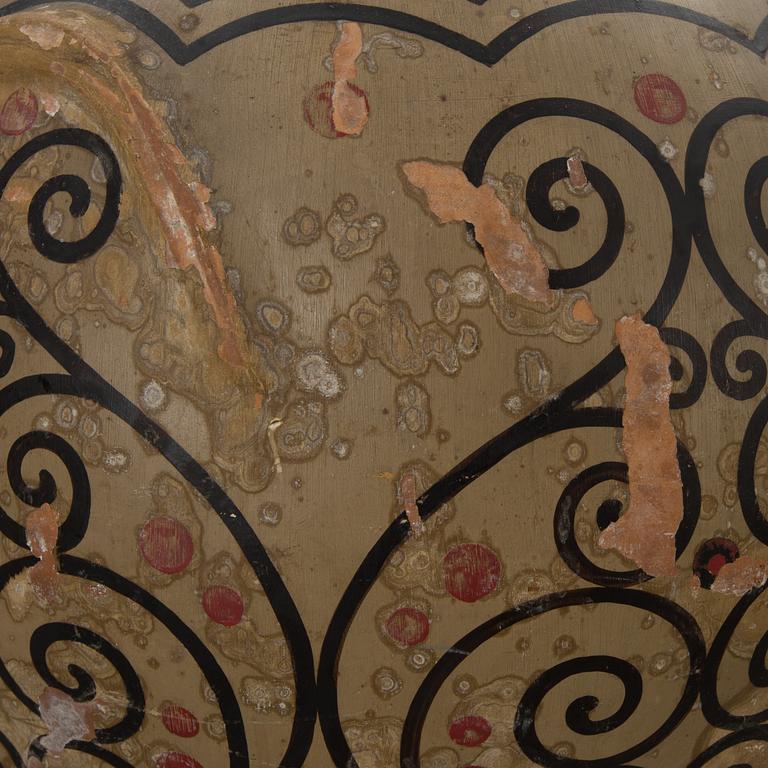 GOLVVAS, omkring 1900, målad terracotta.