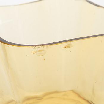 Alvar and Aino Aalto, a '9767B' bowl of the 'Aalto flower' sculpture manufactured by Karhula Glassworks 1937-1949.