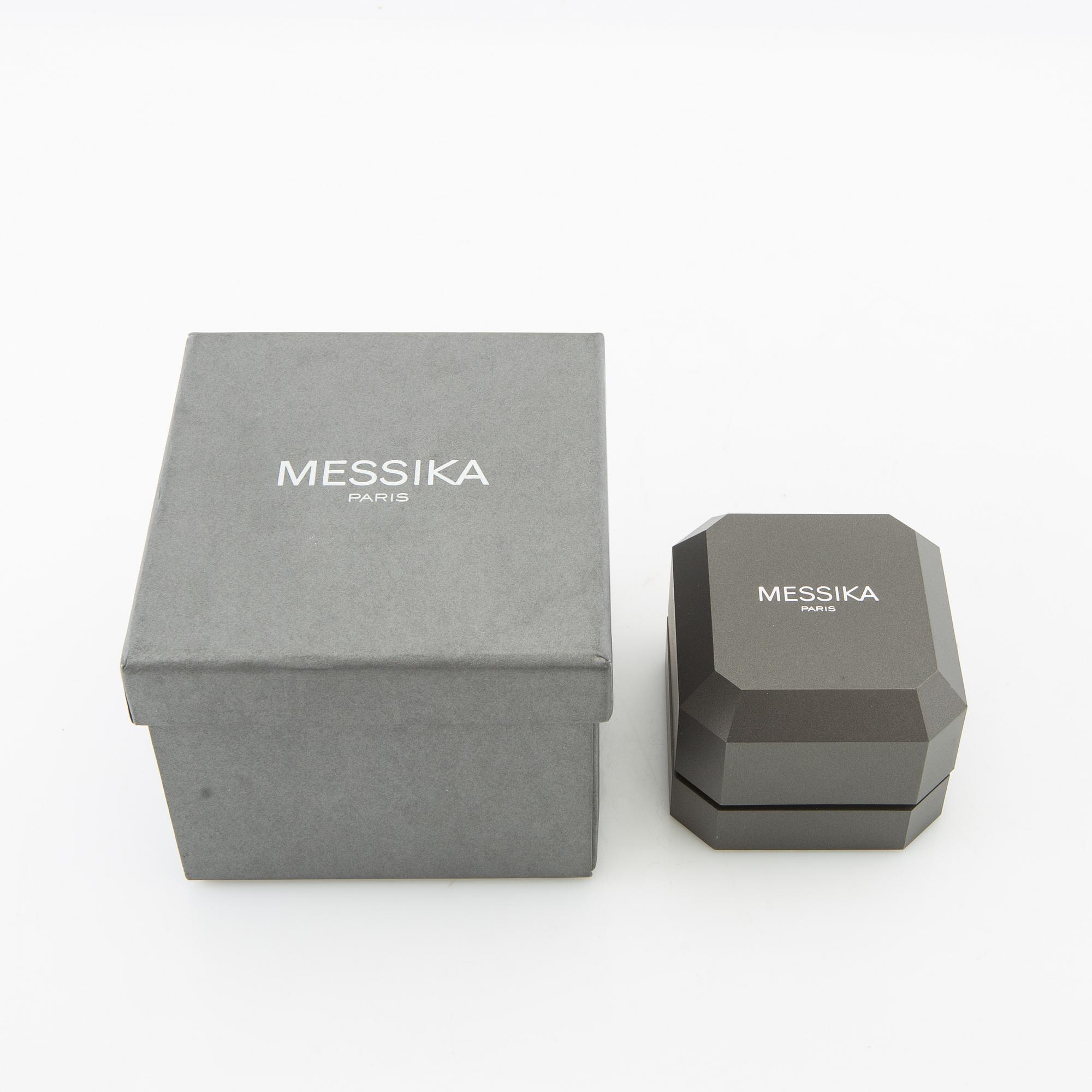 Earrings a pair of "Move Uno Chain and Stud Earrings", Messika.