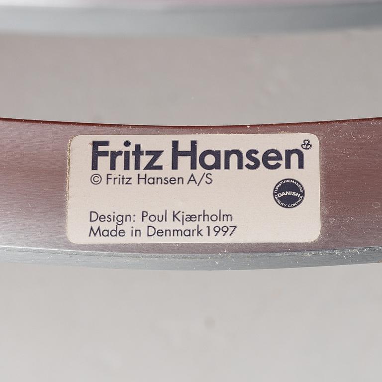 Poul Kjaerholm, Fåtöljer, ett par "PK22", för Fritz Hansen, Danmark 1997.