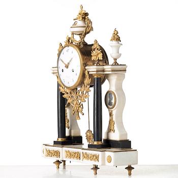 BORDSPENDYL, Louis XVI, Paris, 1700-talets slut.