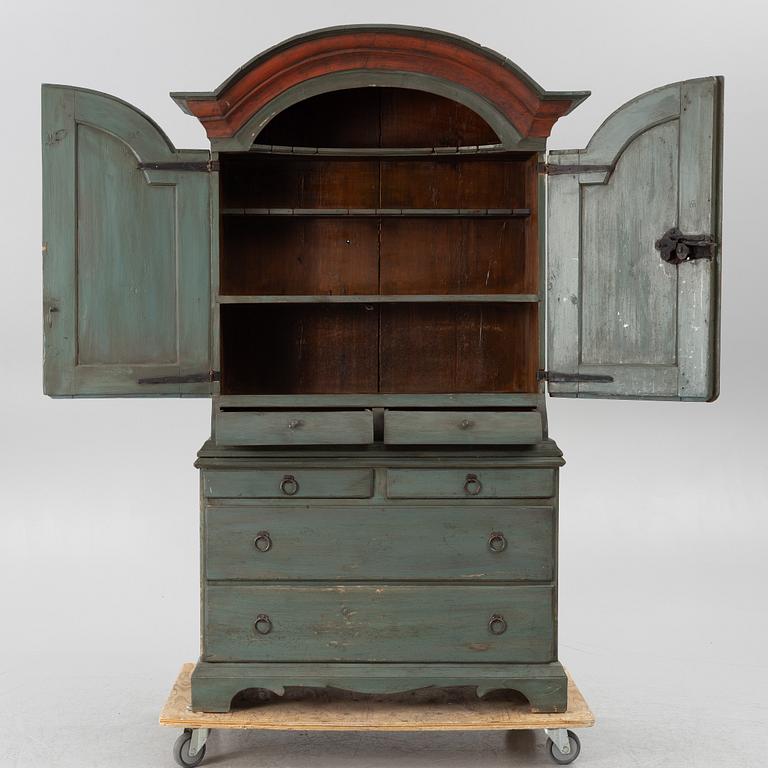 A Cabinet, 18th century..