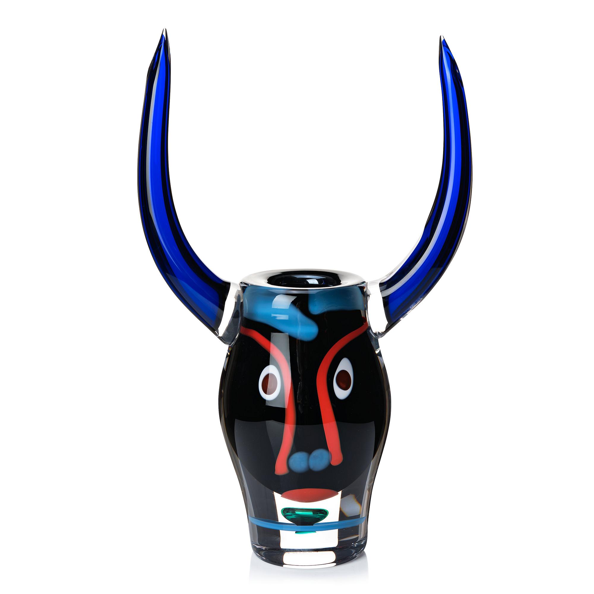 Erik Höglund, a glass sculpture / vase in the shape of a bull's head, Strömbergshyttan, Sweden 1994, EA.