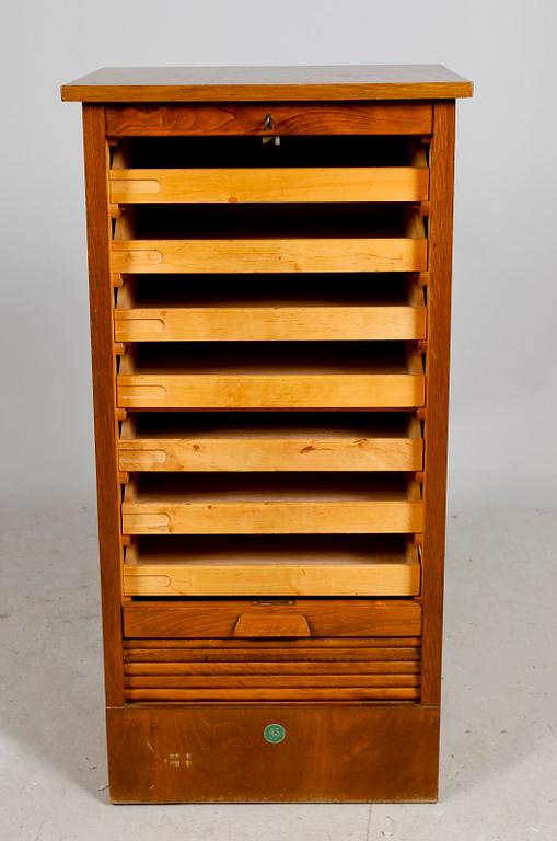 ARKIVSKÅP, Danmark, 1900-talets mitt.