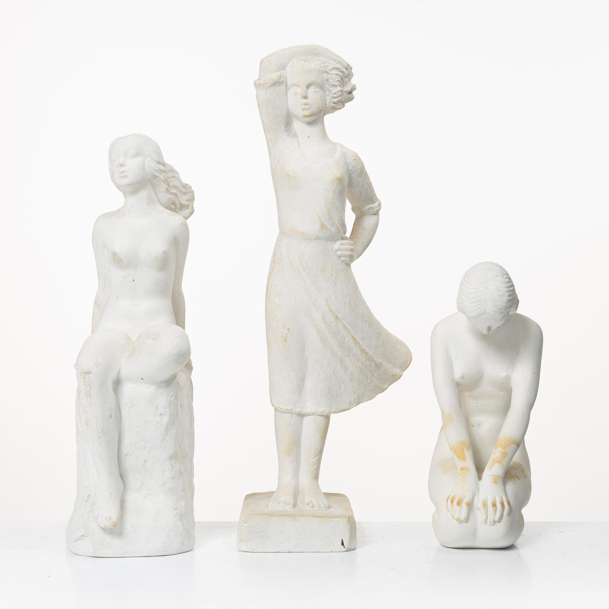 Carin Nilson, ”Västanvind”, ”Styra” and sitting girl.