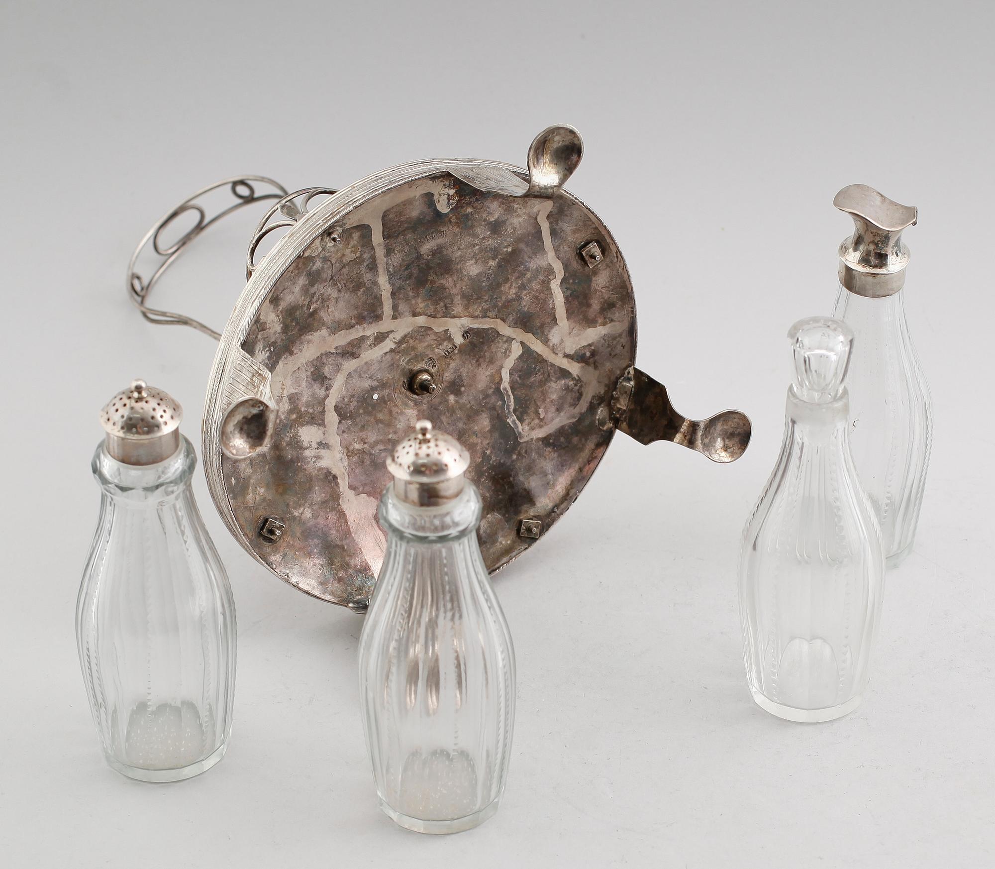 BORDSSURTOUT, silver, otydliga stämplar, 1800-tal.