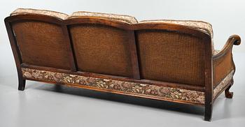 SOFFA, chippendalestil, omkring 1900-talets mitt.