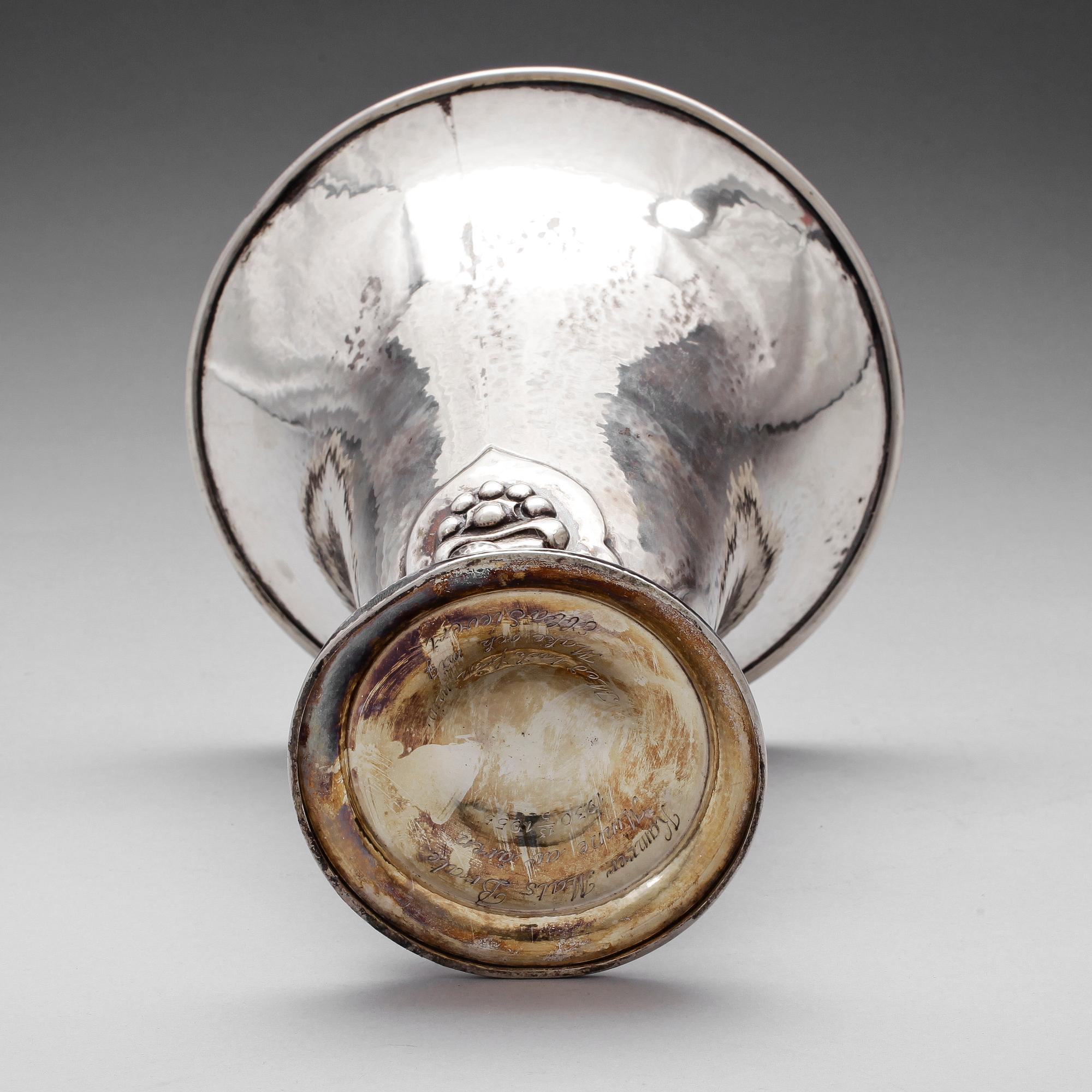 VAS, silver, K. Anderson, Stockholm, 1922. Vikt ca 570 gram.