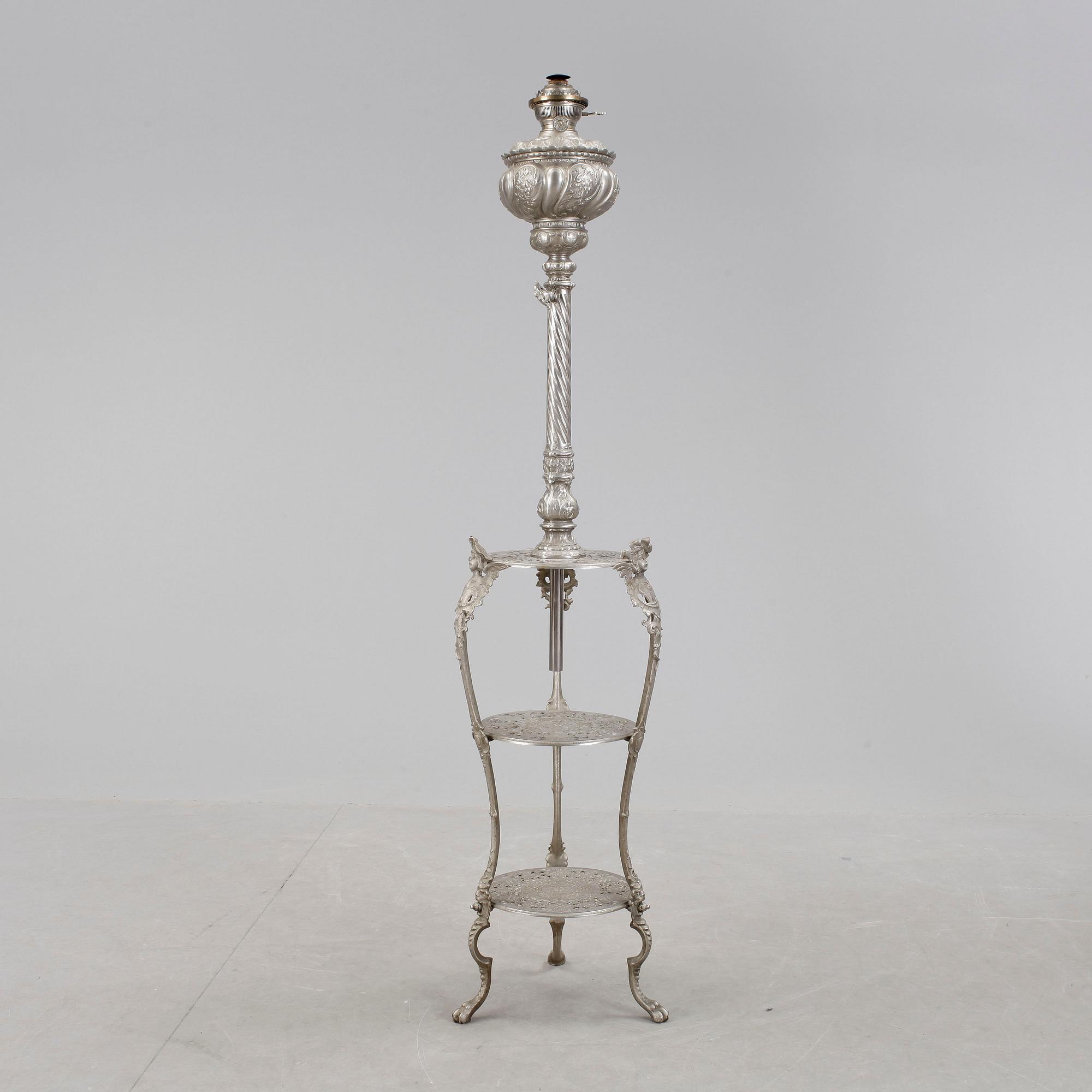 GOLVLAMPA, förnicklad, 1880-tal.