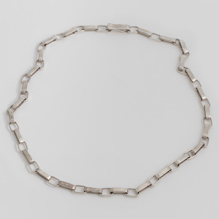 A neckalce by Sven-Erik Högberg, Göteborg, 1981.