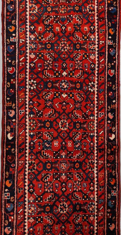 GALLERIMATTA, Hamadan, sent 1900-tal, ca 410x75 cm.