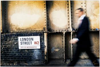 Richard Ryan · RICHARD RYAN, signerat fotografi, "London Street", 2008, Notes nr 0060, ur serien "Notes by Ryan".