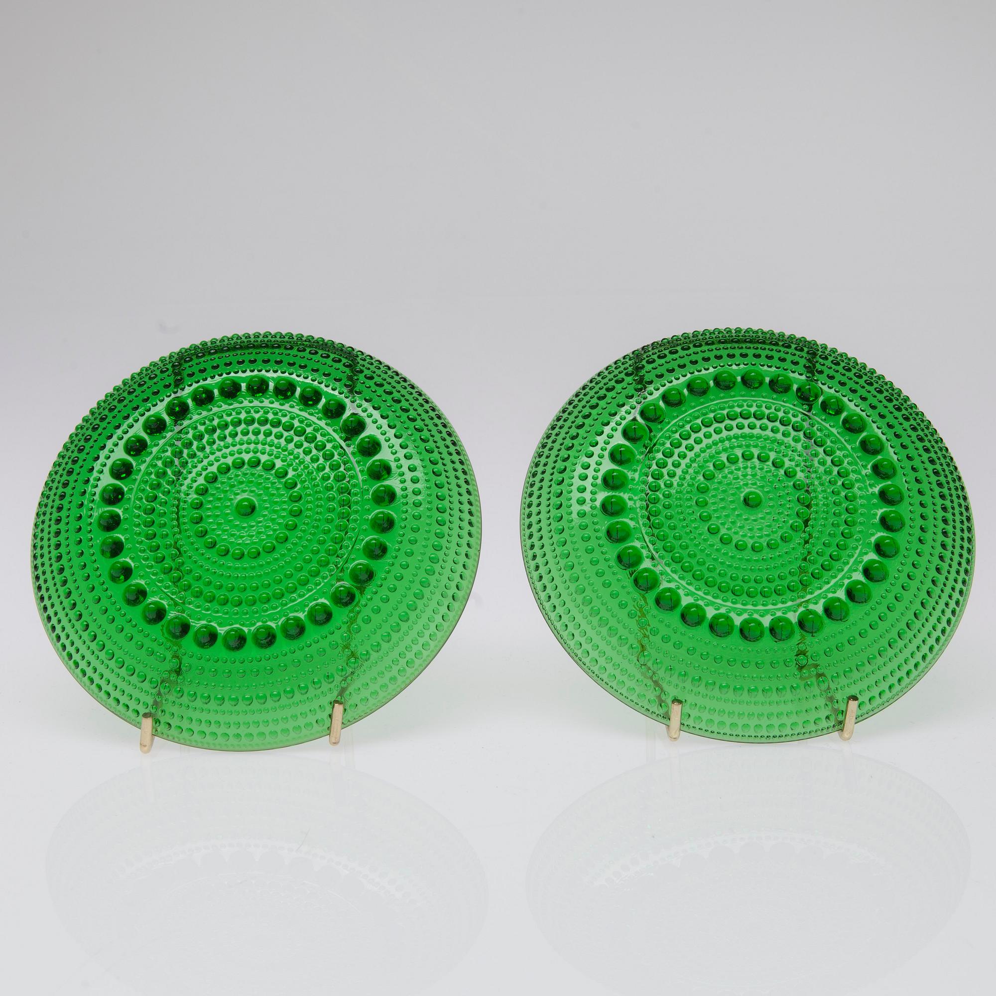 ASTIASTO, 22 osaa, "Kastehelmi", Oiva Toikka, Nuutajärvi. 1970-luku.