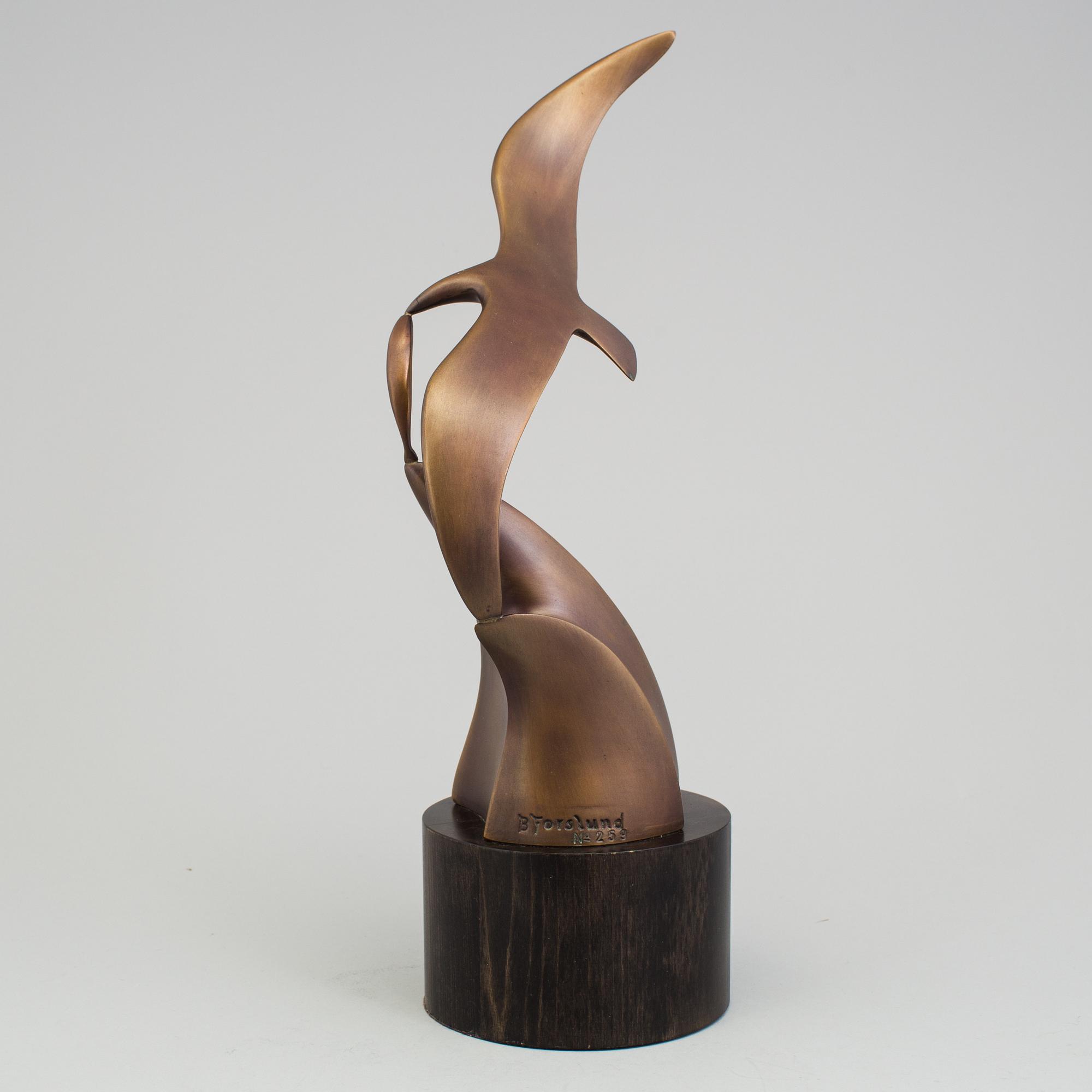 A bronze sculpture "Måsen" by Bror Forslund, signed and numbered 259.