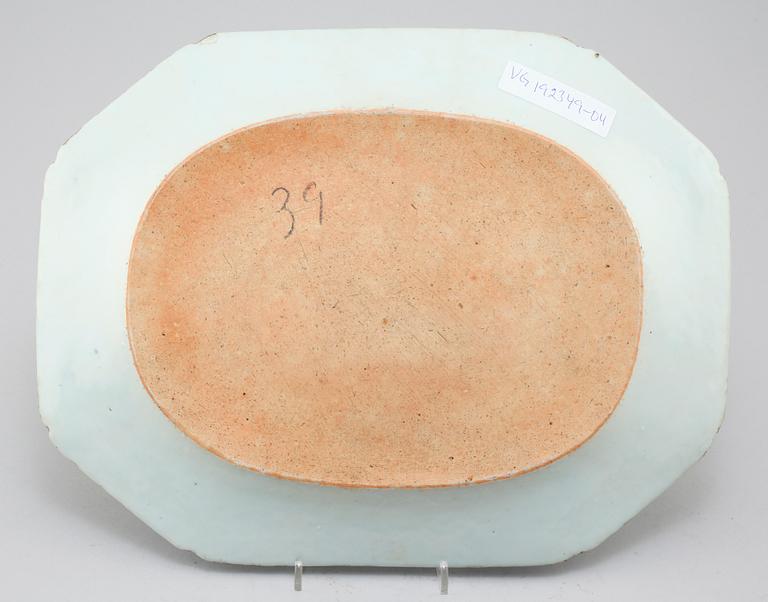 STEKFAT, porslin, Kina, 1700-tal.