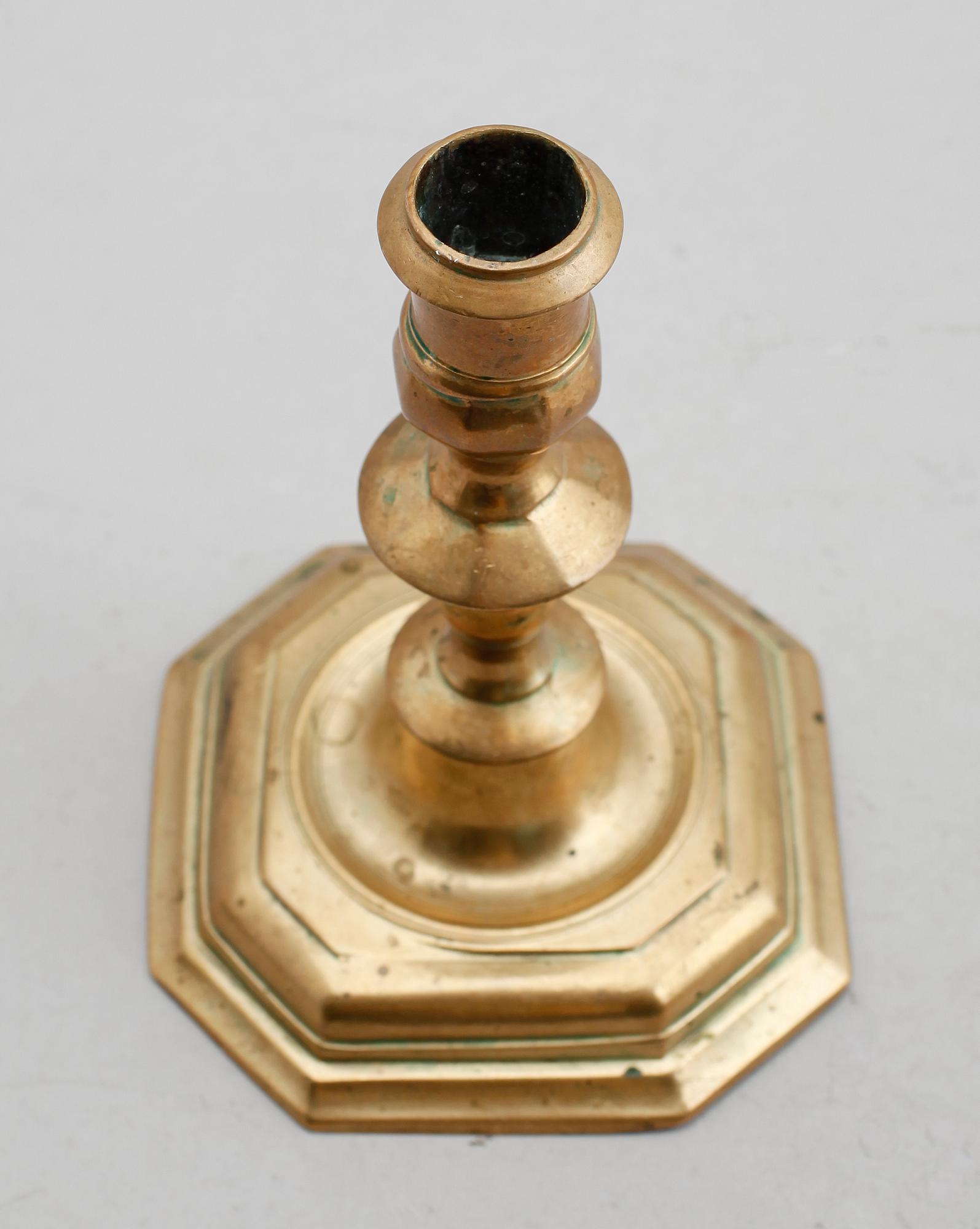 LJUSSTAKE, mässing, barock, 1700-tal.