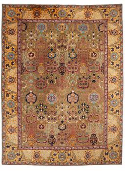 1772. SEMI-ANTIQUE TABRIZ. 390,5 x 298 cm.