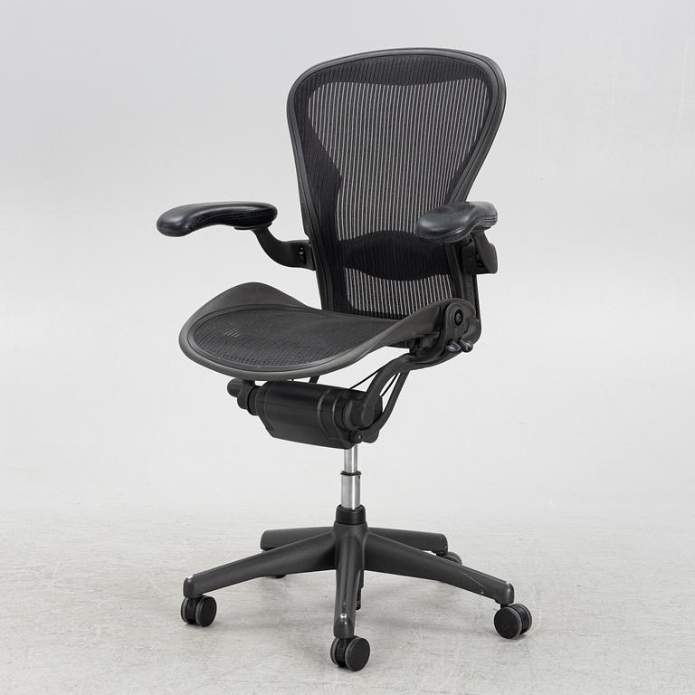 Don Chadwick/Bill Stump, skrivbordsstol, "Aeron", Herman Miller.