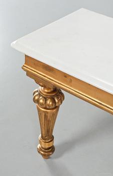 KONSOLBORD, 1800-talets senare del.