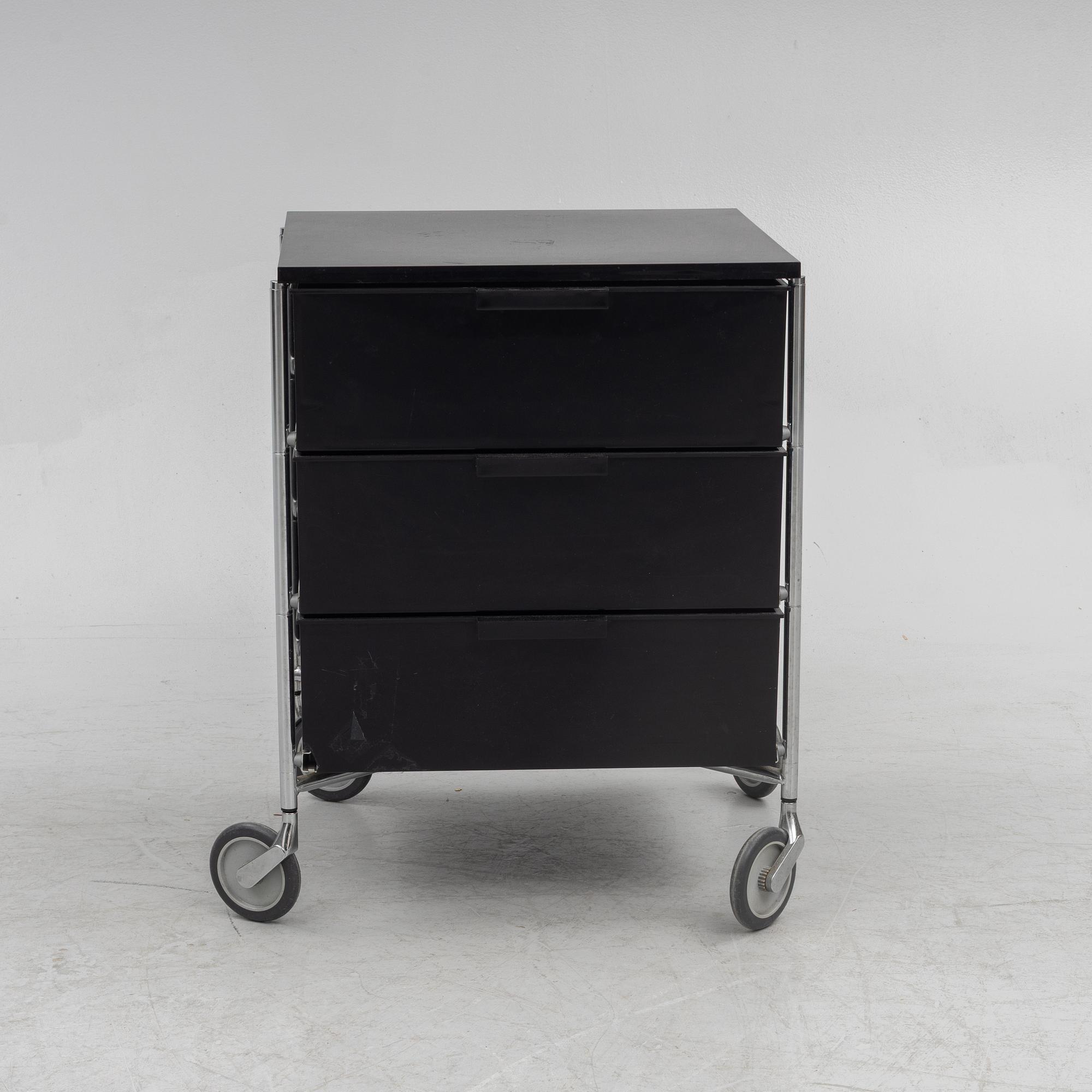 Antonio Citterio & Oliver Löw, Hurts/sideboard, "Mobil" for Kartell.