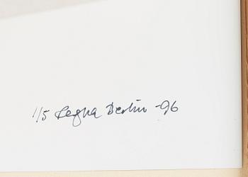 Ragna Berlin, "Älska din nästa så som dig själv (Love thy neighbour as thyself) (Luk 10:27)".