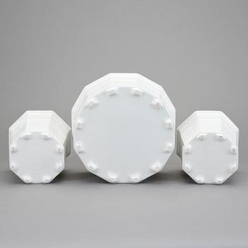 YTTERFODER 1+2 st, porslin, "Waldemarsudde", Prins Eugen, Rörstrand.