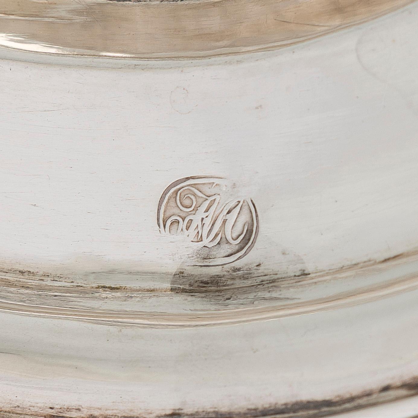 A Swedish parcel-gilt sauceboat, Johan Petter Hedman, Norrköping 1833.