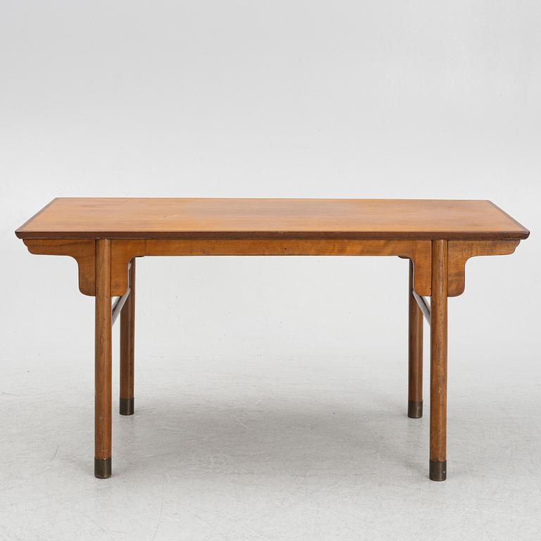 Georg Christensen, a coffee table, mid 20th Century.