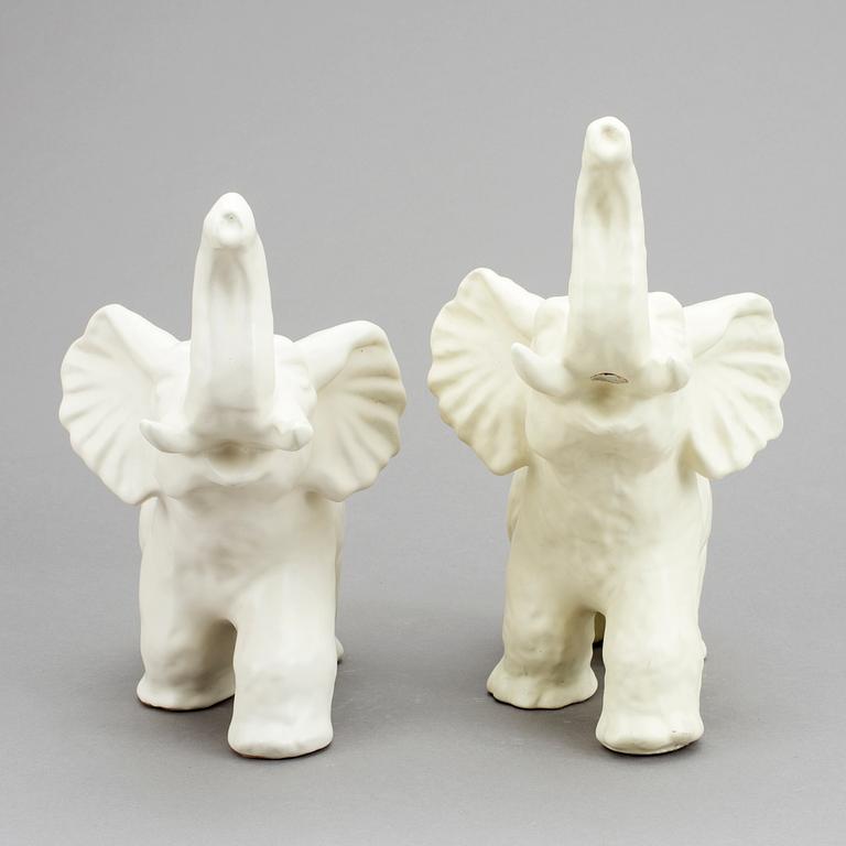 FIGURINER, 2 st snarlika, flintgods, Uppsala Ekeby.