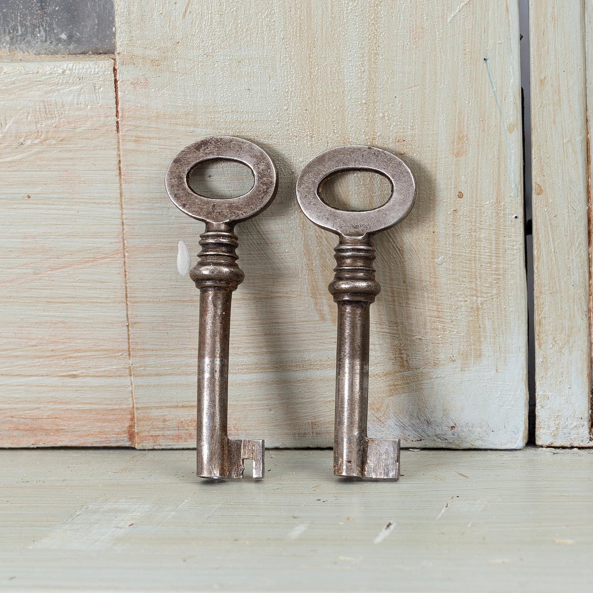 Vitrinskåp, 1900-talets början.