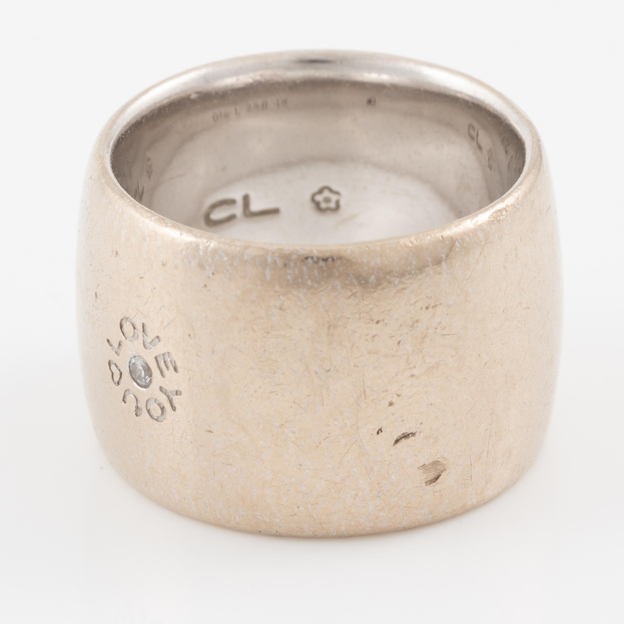 Ole Lynggaard ring 18K white gold set with a round brilliant-cut diamond, "Love you".