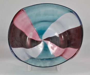 A Fulvio Bianconi & Massimo Vignelli 'a spicchi' glass bowl, Venini, Italy 1950's.