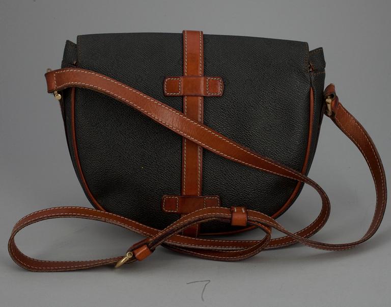 VÄSKA, crossbody, Etienne Aigner.