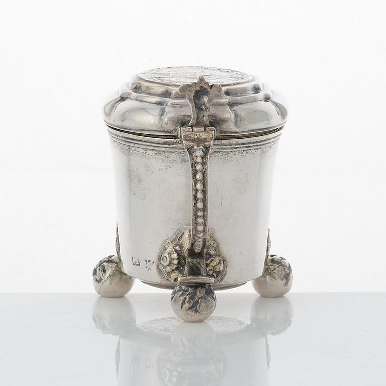 A Swedish late baroque parcel-gilt silver miniature tankard, mark of Thomas Beckman, Örebro (1727-1759 (1772)).