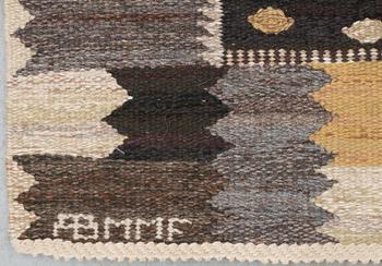 CARPET. "Nejlikan gråsvart". Tapestry weave (gobelängteknik). 272,5 x 219,5 cm. Signed AB MMF BN.