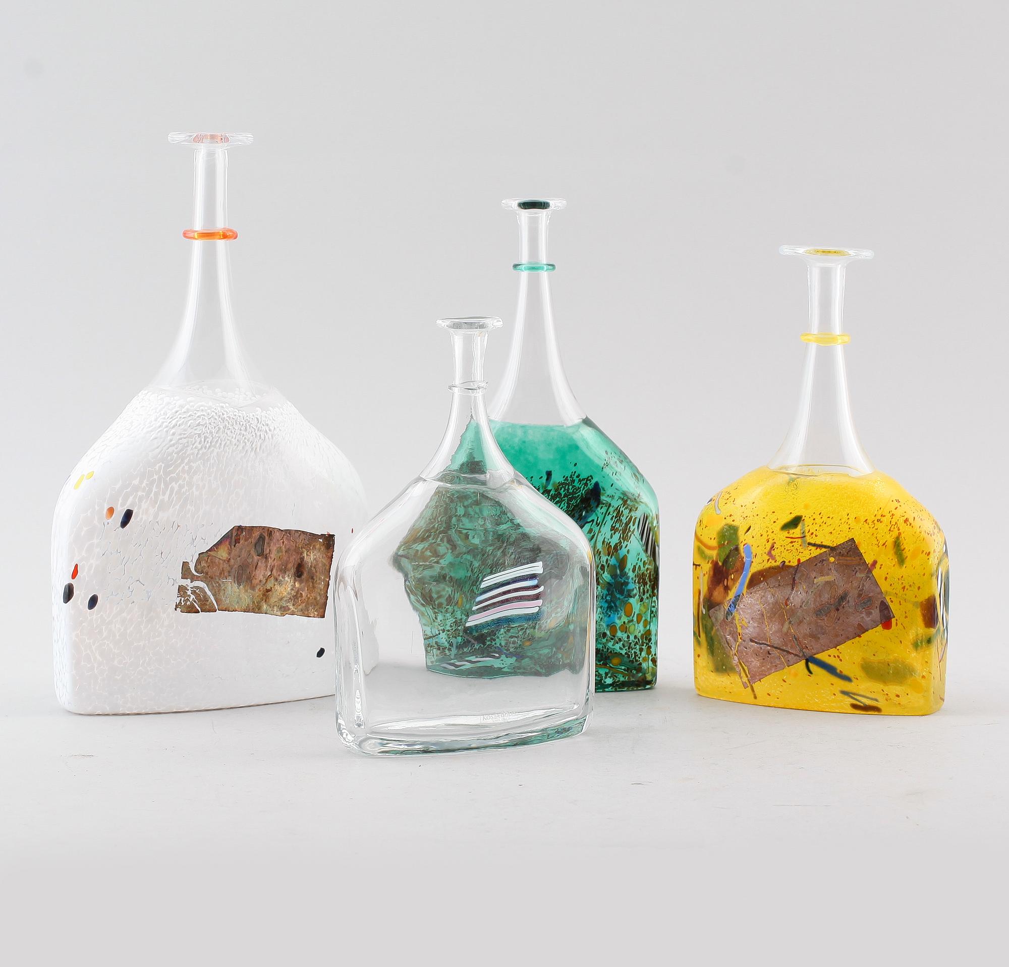 FLASKOR, 4 st, glas, Bertil Vallien, Kosta Boda.