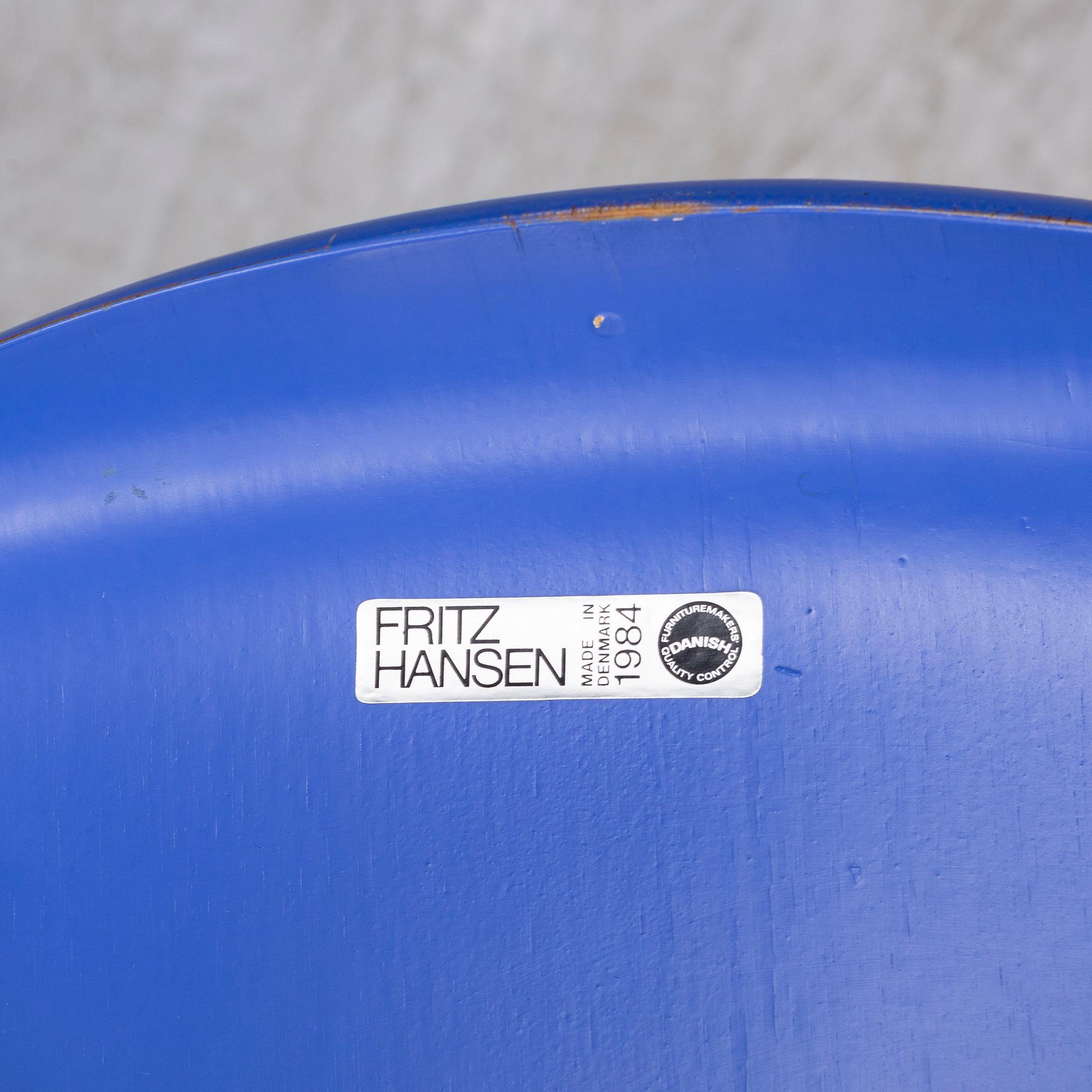 ARNE JACOBSEN, stolar, 6 st, Sjuan, Fritz Hansen, 1984.