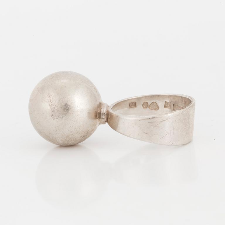 GERT THYSELL, Ring, silver.