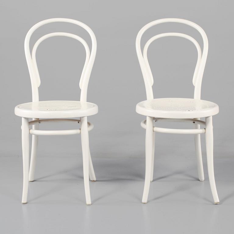 STOLAR, 2 st snarlika, Thonet, 1900-talets första hälft.