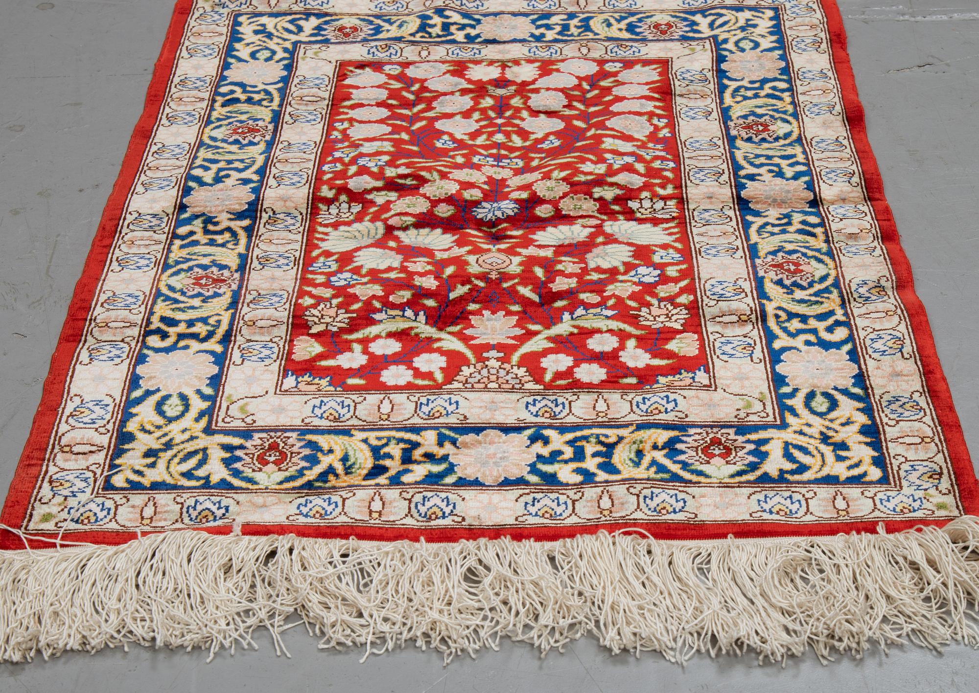 MATTO, silk, Hereke, possibly, ca 63 x 46 cm.