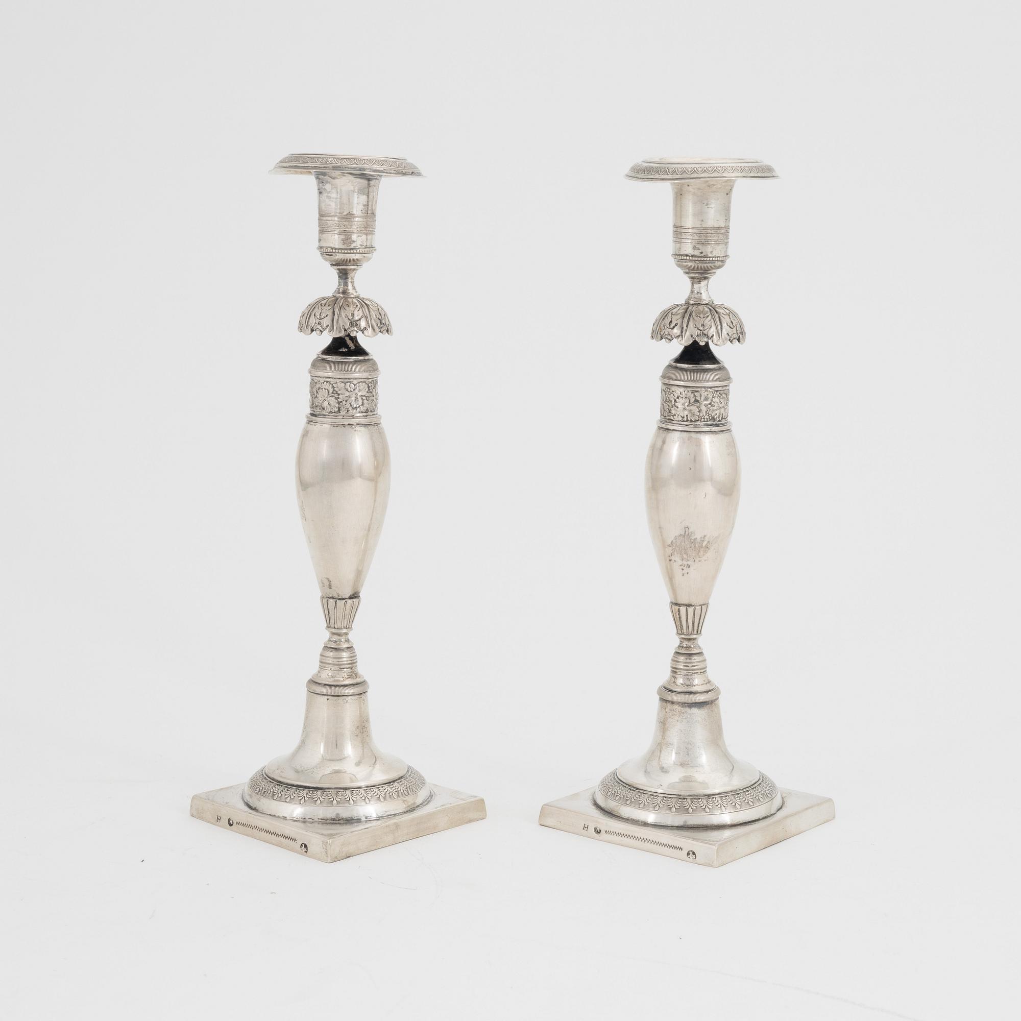 Ljusstakar, ett par, silver, senempire, troligen Berlin, Tyskland 1800-talets mitt.