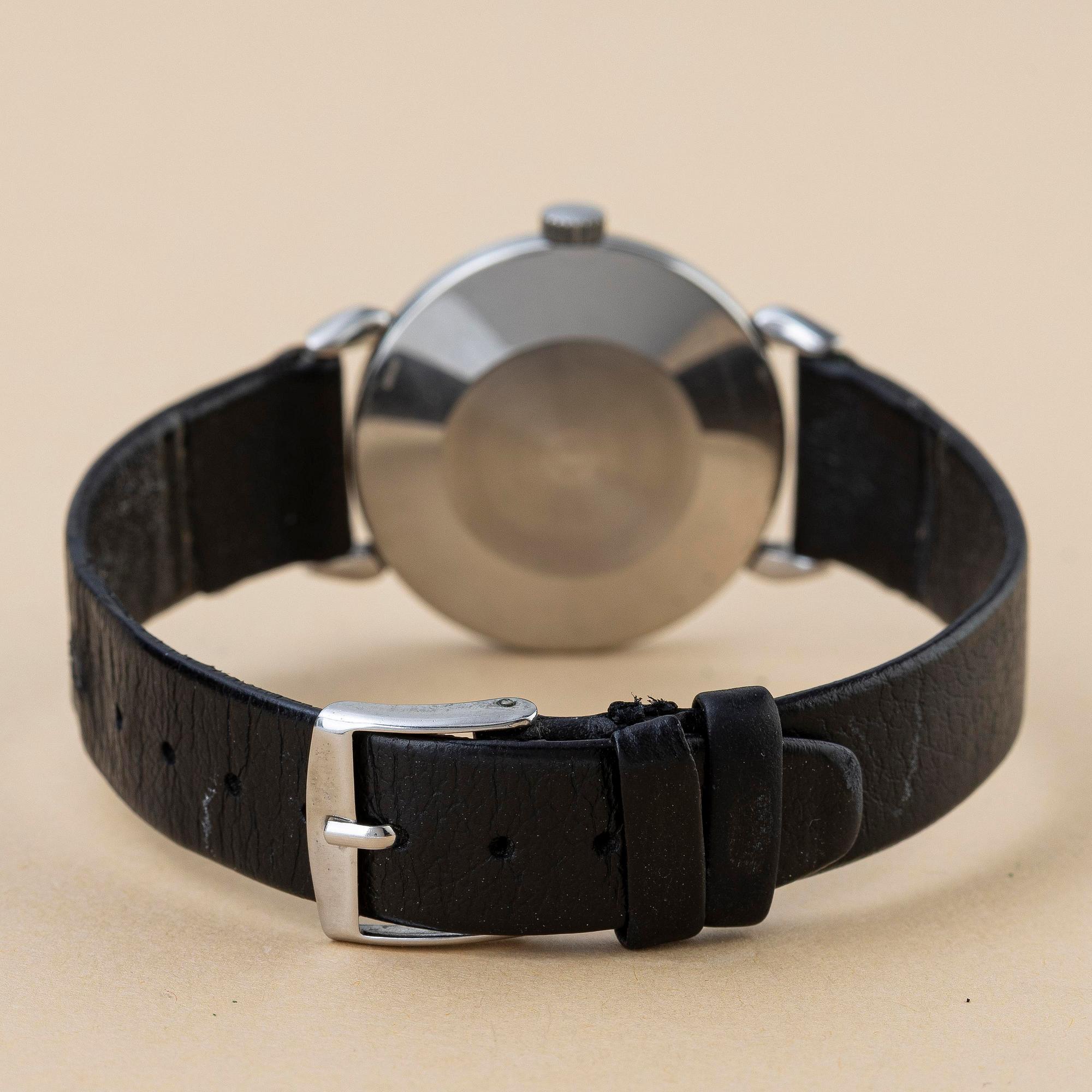 Patek Philippe, "Teardrop Lugs", "Steel Case", ca 1946.