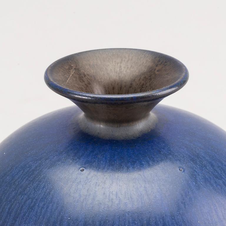 An Berndt Friberg stoneware vase from Gustavsbergs studio, 1958.