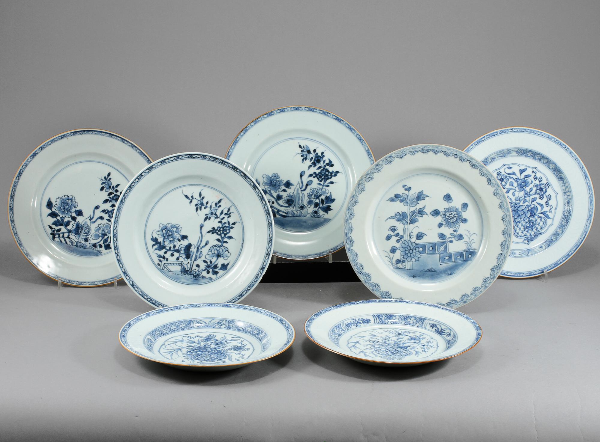 TALLRIKAR, 12 st, porslin, Kina, 1700-tal.