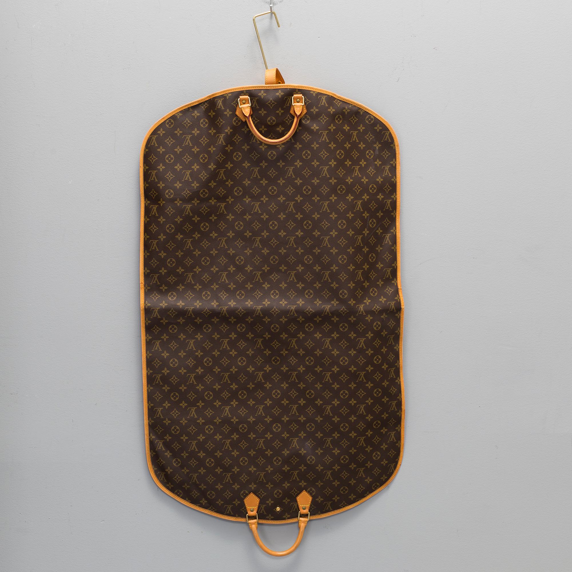 LOUIS VUITTON, resegarderob,  "Housse Porte-habits".
